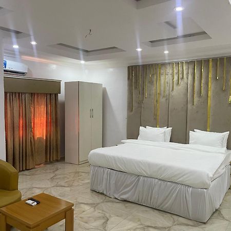 White Gold Hotel Ikeja Ngoại thất bức ảnh